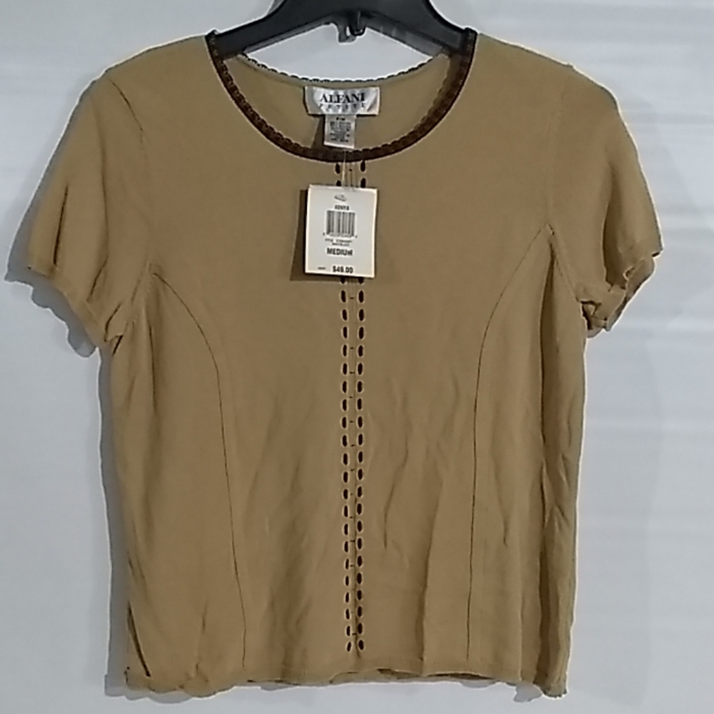 Alfani Petite Kenya Tee Size M NWT - Picture 1 of 3
